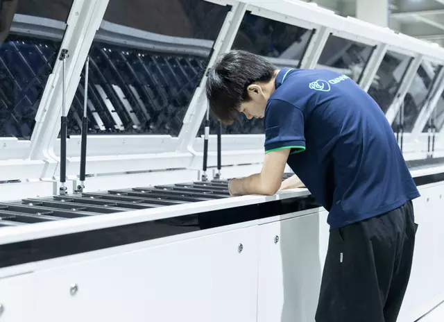 OYANG Engineer Assembling Servo Transmission System